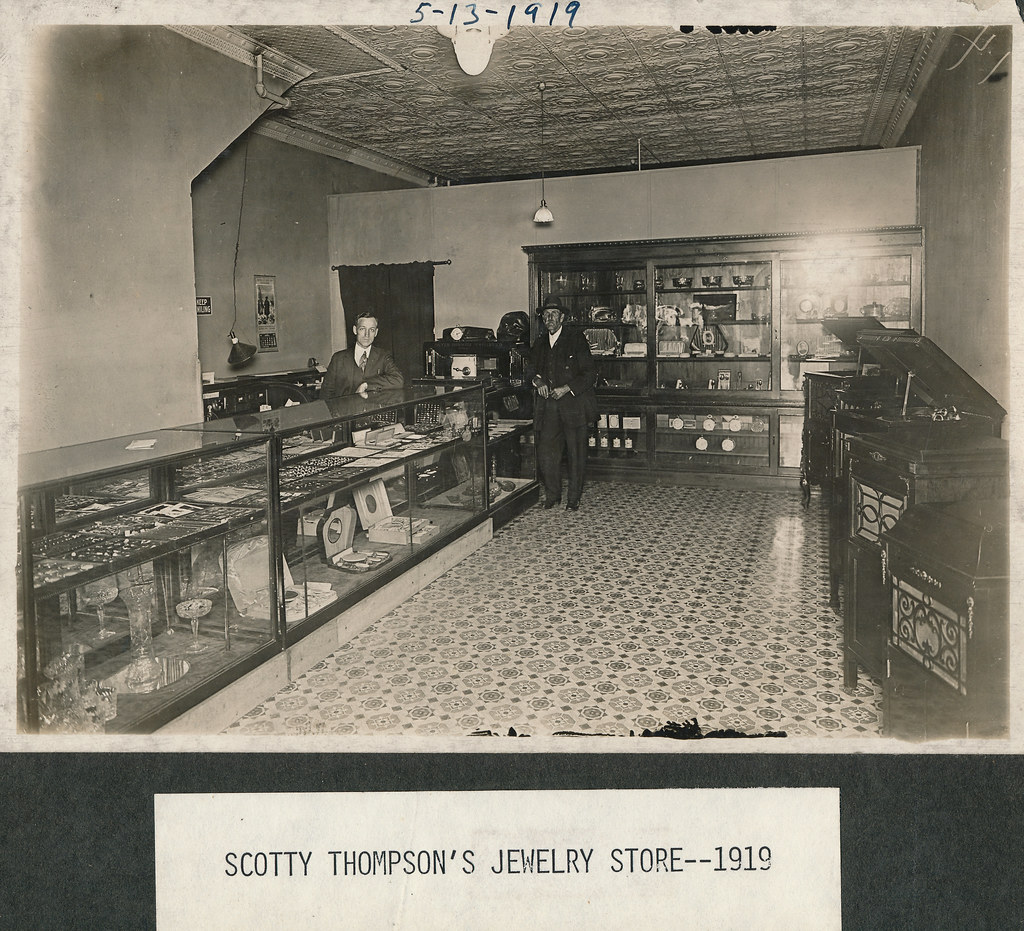 Thompson & Hanson Thompson & Hanson was a jewelers and opt… Flickr