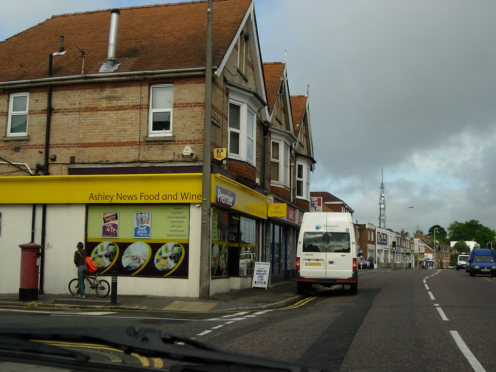 ASHLEY RD. WEYMOUTH RD LEFT. UPPER PARKSTONE. POOLE. DORSE… Flickr