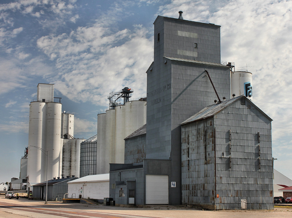 Farmers CoOp Elevator Aurelia, IA Slated to be burned a… Flickr