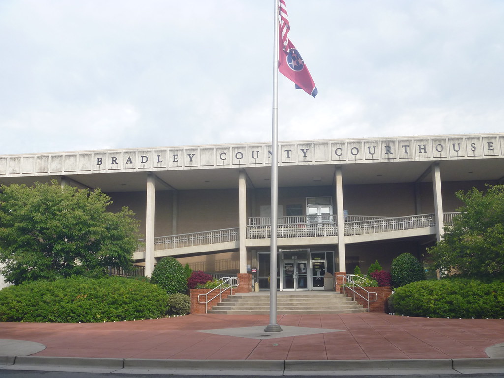 Bradley County Courthouse, August 20,2015 Cleveland TN. Steve
