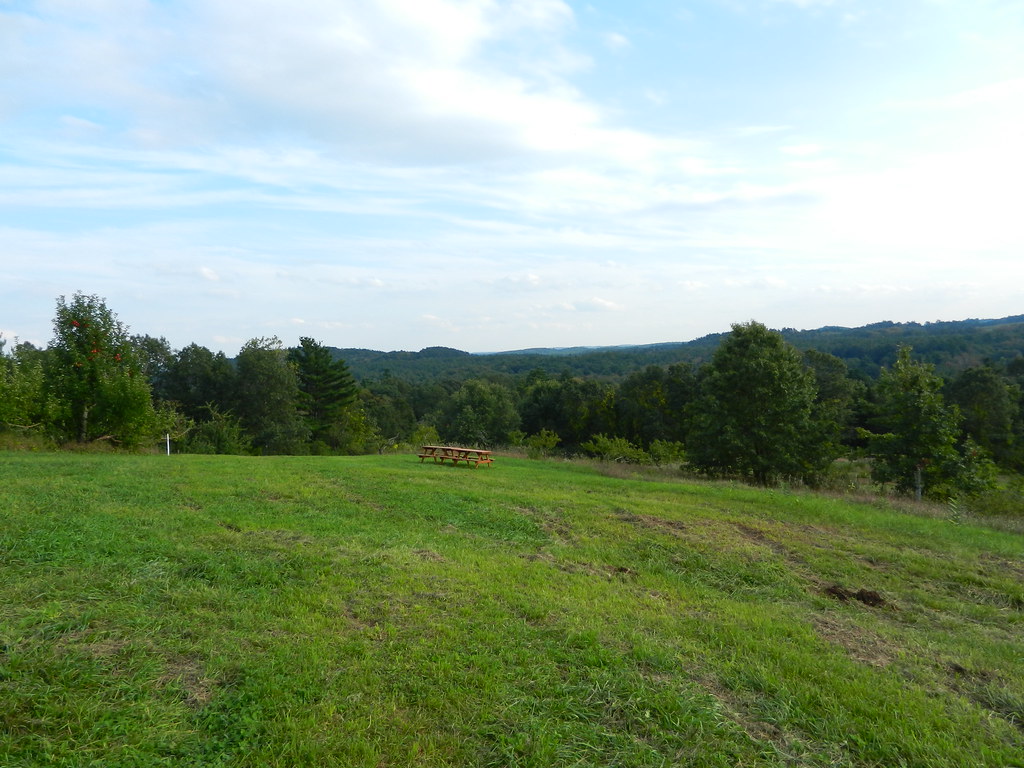 Apple Picking at Autumn Hills Orchard, Groton September 20… Flickr