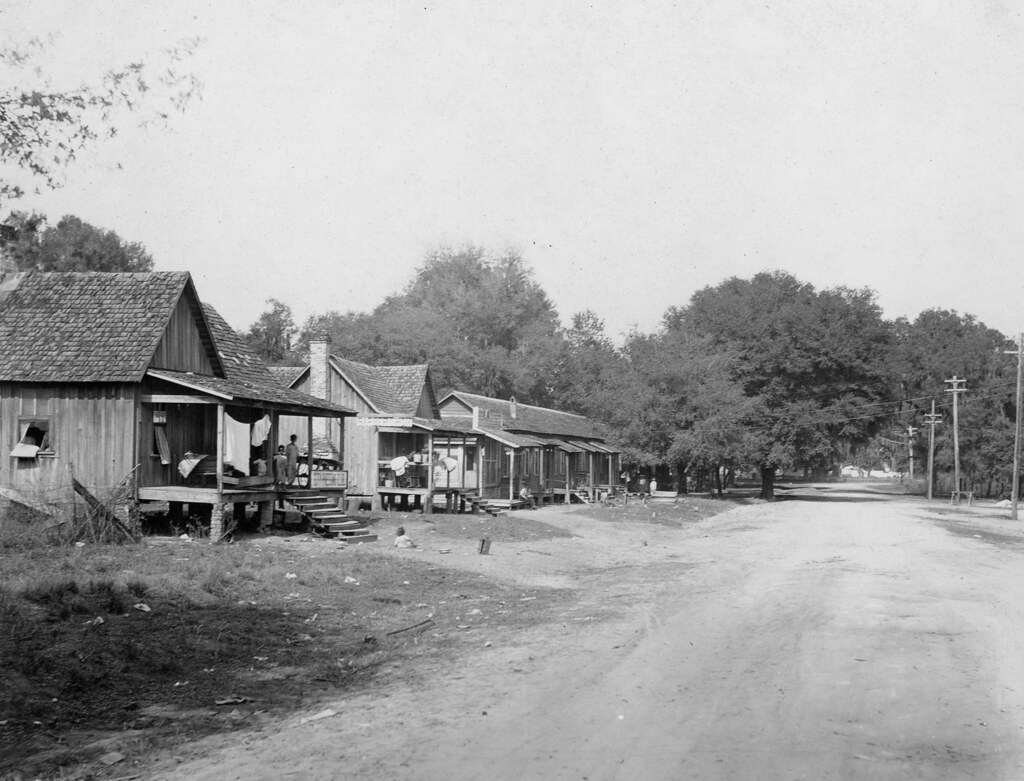 Residences on 7th Street Residences on 7th Street, Dade Ci… Flickr