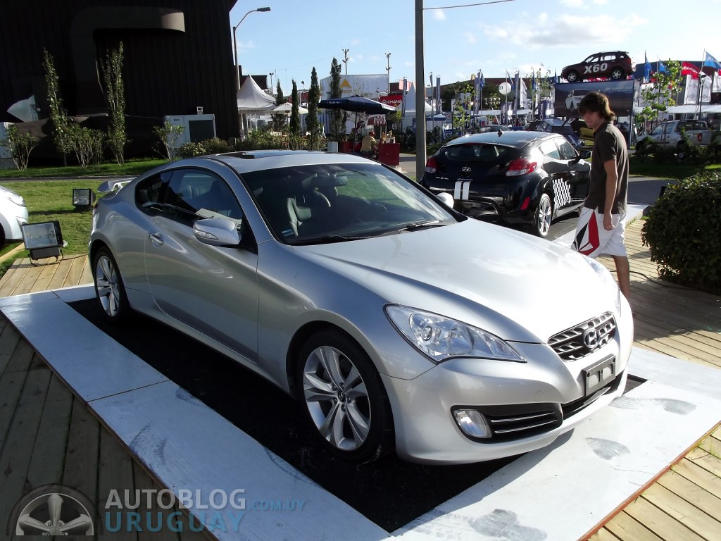 Montevideo Motor Show 2012 Hyundai Genesis Coupé en el Mon… Flickr