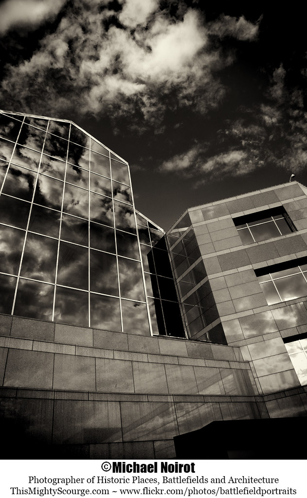 Ameren UE Headquarters Pic 1 The AmerenUE headquarters b… Flickr