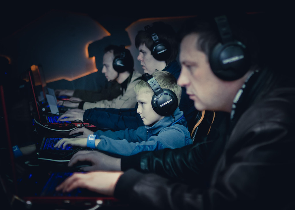 Youngest gamer at Igromir 2011 Sergiy Galyonkin Flickr