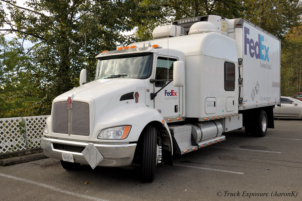FedEx Custom Critical Kenworth T370 AaronK Flickr