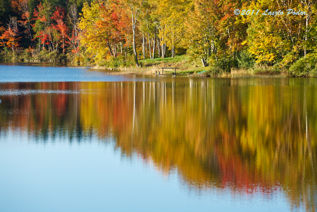 Lake Thomas Fall River, Nova Scotia, Canada The fall col… Flickr