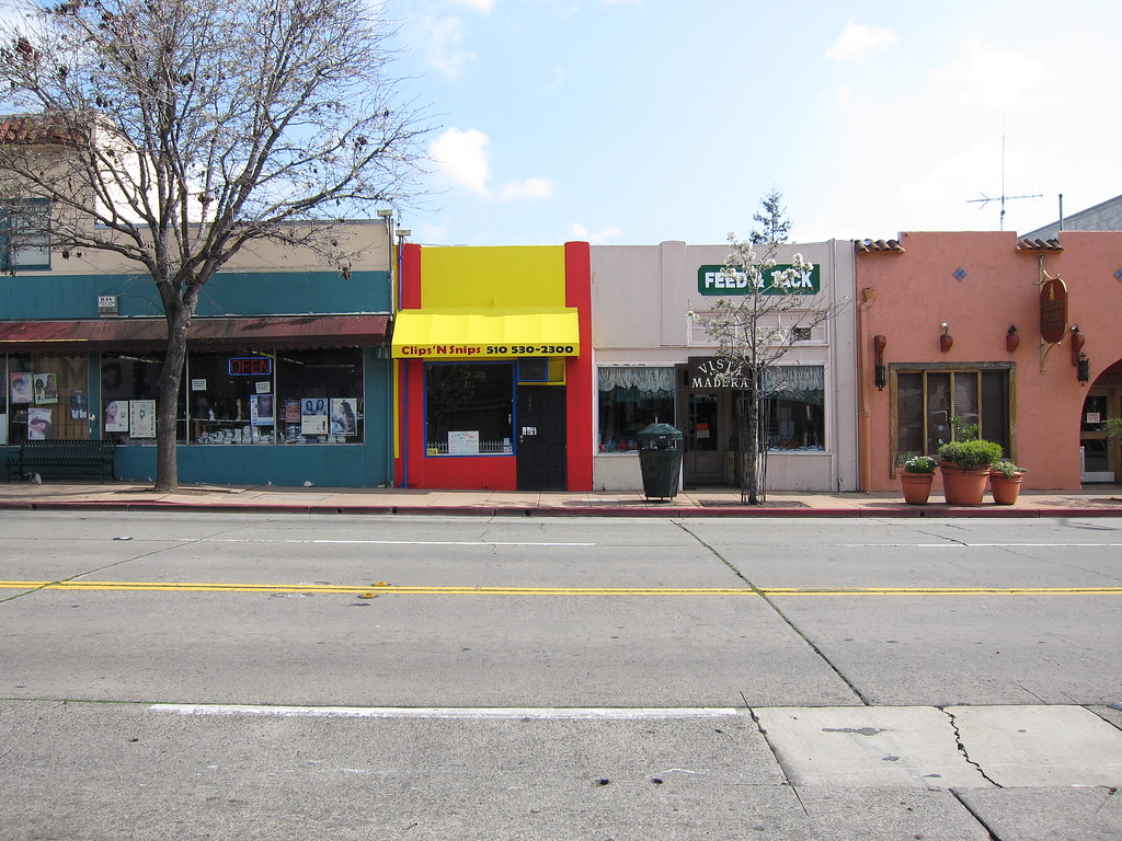 Laurel District Taken in Laurel, East Oakland EverythingOakland