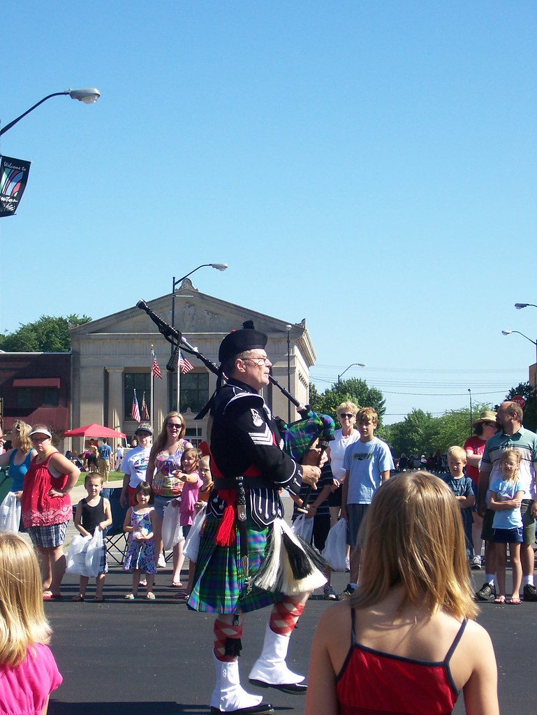 100_5767 4th of July Parade In Newton 2011 iowabagpiper Flickr