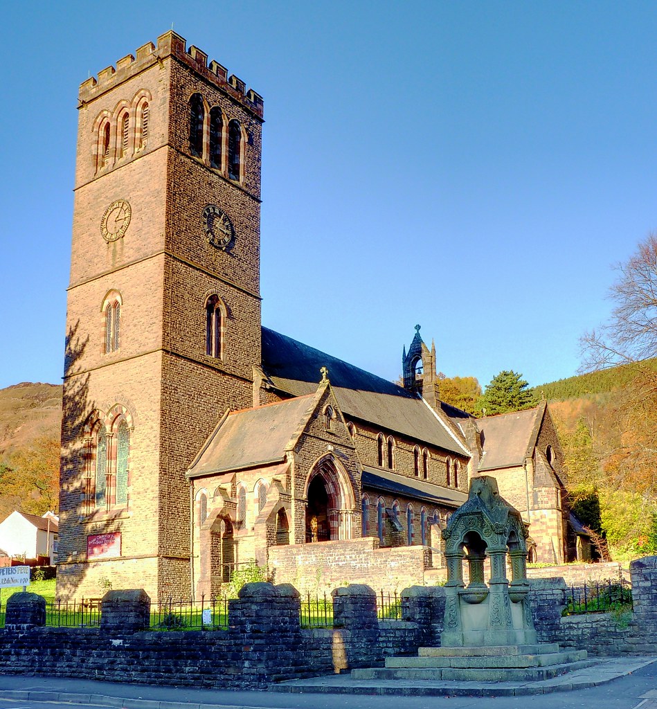 St Peter's Church Pentre Rhondda Fawr Valley In 1998 I was… Flickr