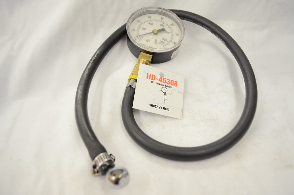 HD45308 Oil pressure gauge, Vrod. This and other special… Flickr