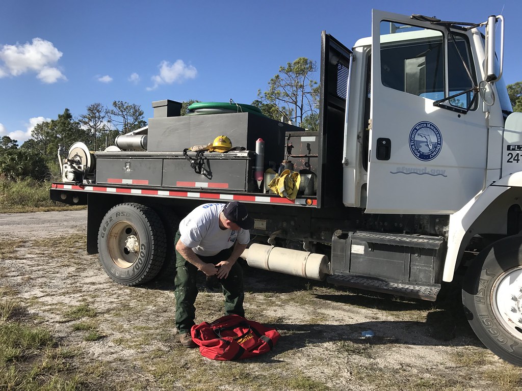 Mecca Farms Prescribed Burn SFWMD staff conducted a 1,500 … Flickr