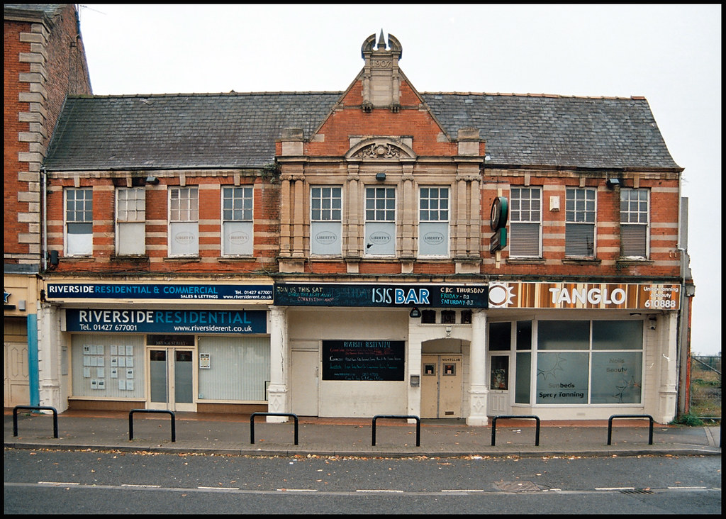 The Old CoOp on Bridge Street The old CoOp building, on … Flickr