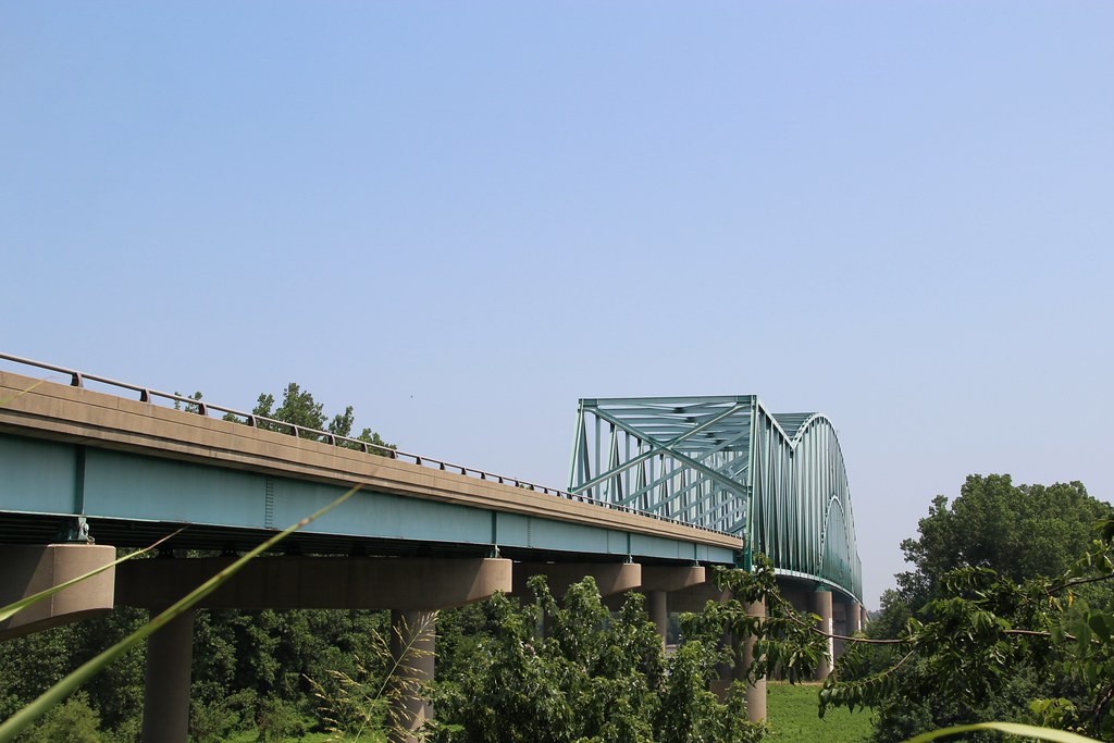 Cairo I57 Bridge 1978 steel through arch bridge on I57 o… Flickr