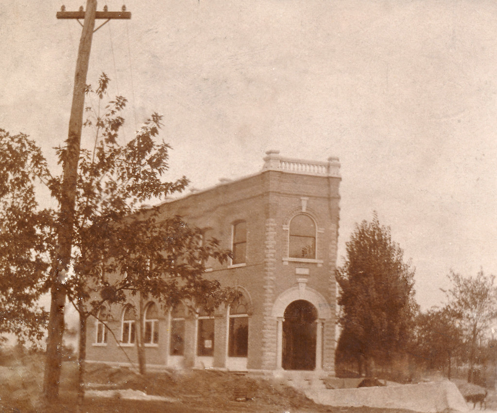 1st National Bank, Granite City, Illinois The First Nation… Flickr