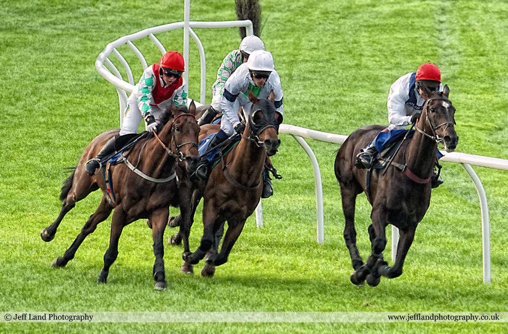 Horse Racing Stratford upon Avon racecourse. © Jeff Land P… Flickr