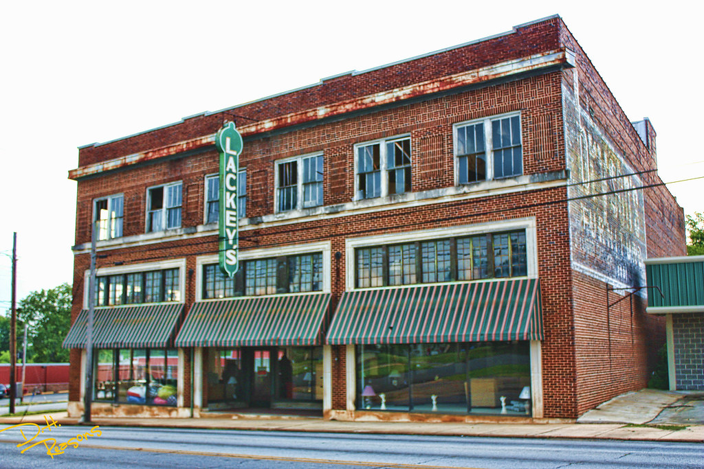Bryson's Furniture now Lackeys Old Bryson's Furniture buil… Flickr