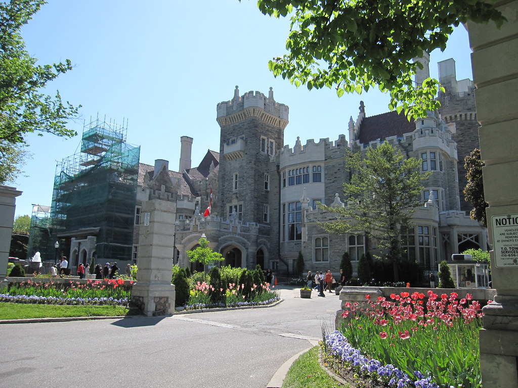 Casa Loma, Toronto Big mansions, owned by business tycoons… Flickr