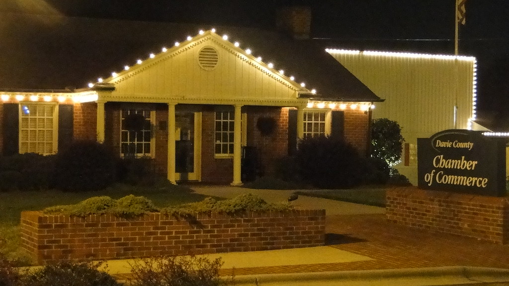 Mocksville Under The Lights Historic Downtown Mocksville C… Flickr