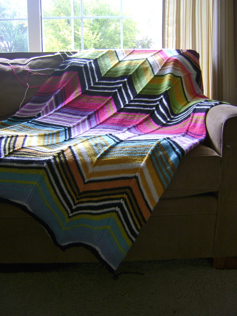 Missoni Inspired Chevron Blanket Pattern here www.ravelry… Flickr