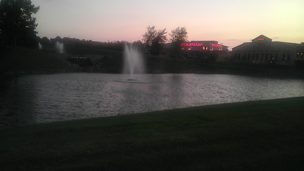 University Ave. West Des Moines, Iowa Three Fountains Flickr