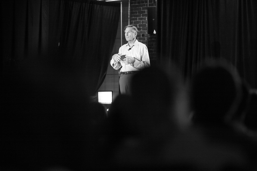 Howard Brodsky "Delivering the Unexpected" Images taken d… Flickr