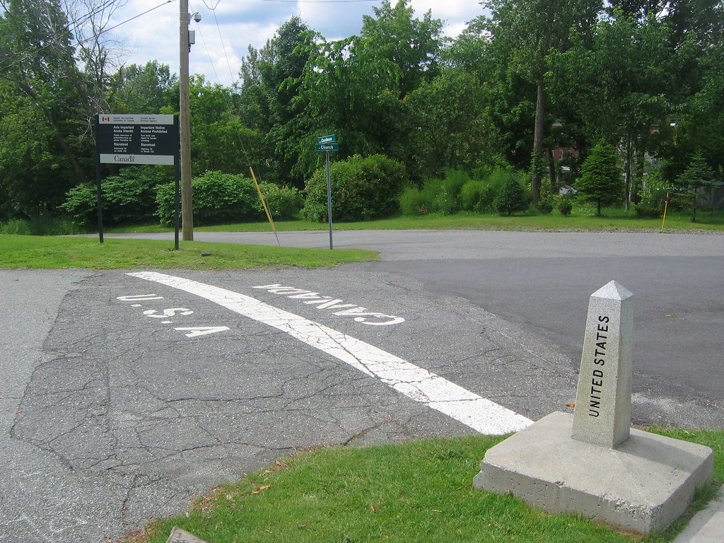 A thick stripe separates Stanstead from Derby Line Correspondent