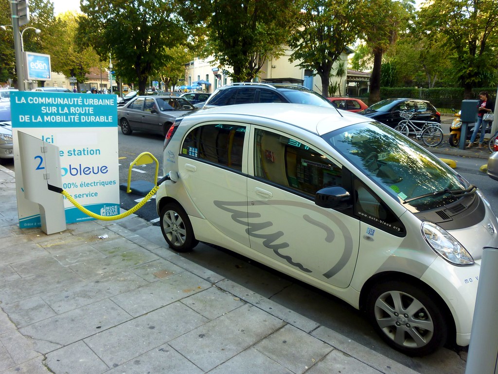 Autobleue electric car hire scheme Nice Riquier, AlpesM… Flickr