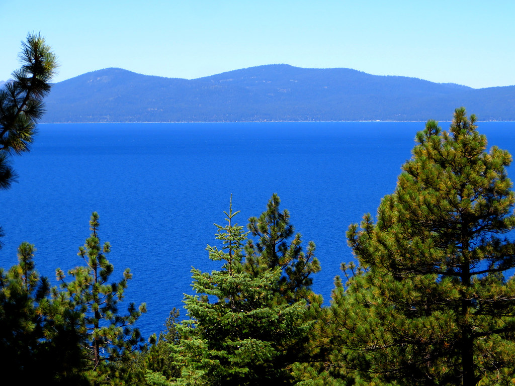 Nevada Route 28, Lake Tahoe, Nevada Lake Tahoe is a large … Flickr