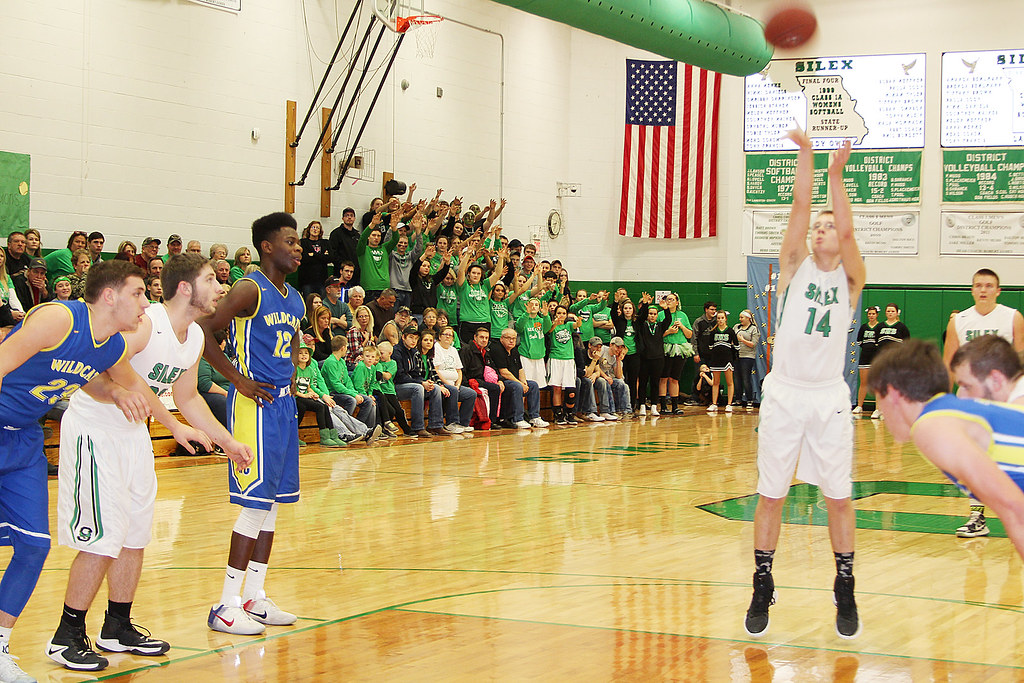 2017BBALL Silex vs WrightCity Trib photo by April M. Fro… Flickr
