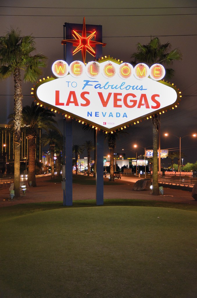 Las Vegas Sign Constructed in 1959 by Western Neon, the ic… Flickr