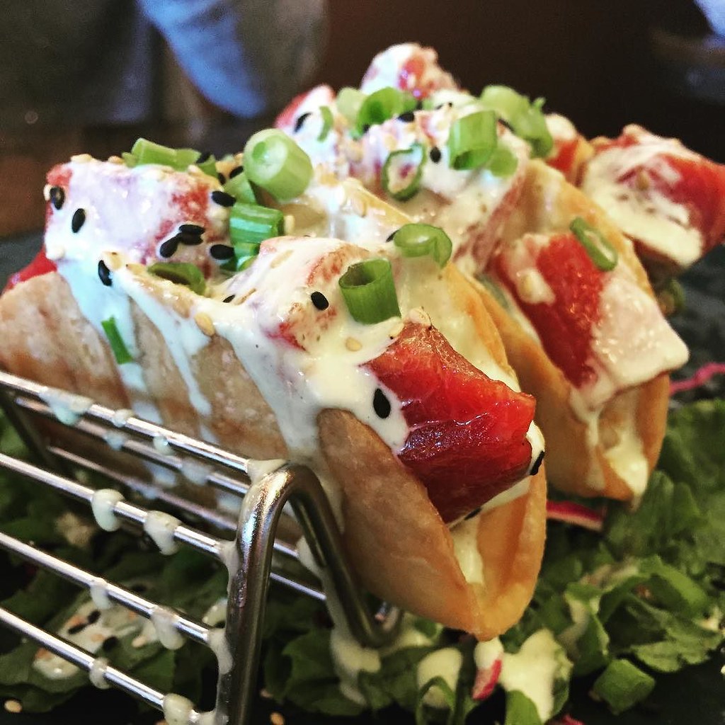Crispy ahi poke tacos from fishdistrict in Carlsbad 🎣 j… Flickr