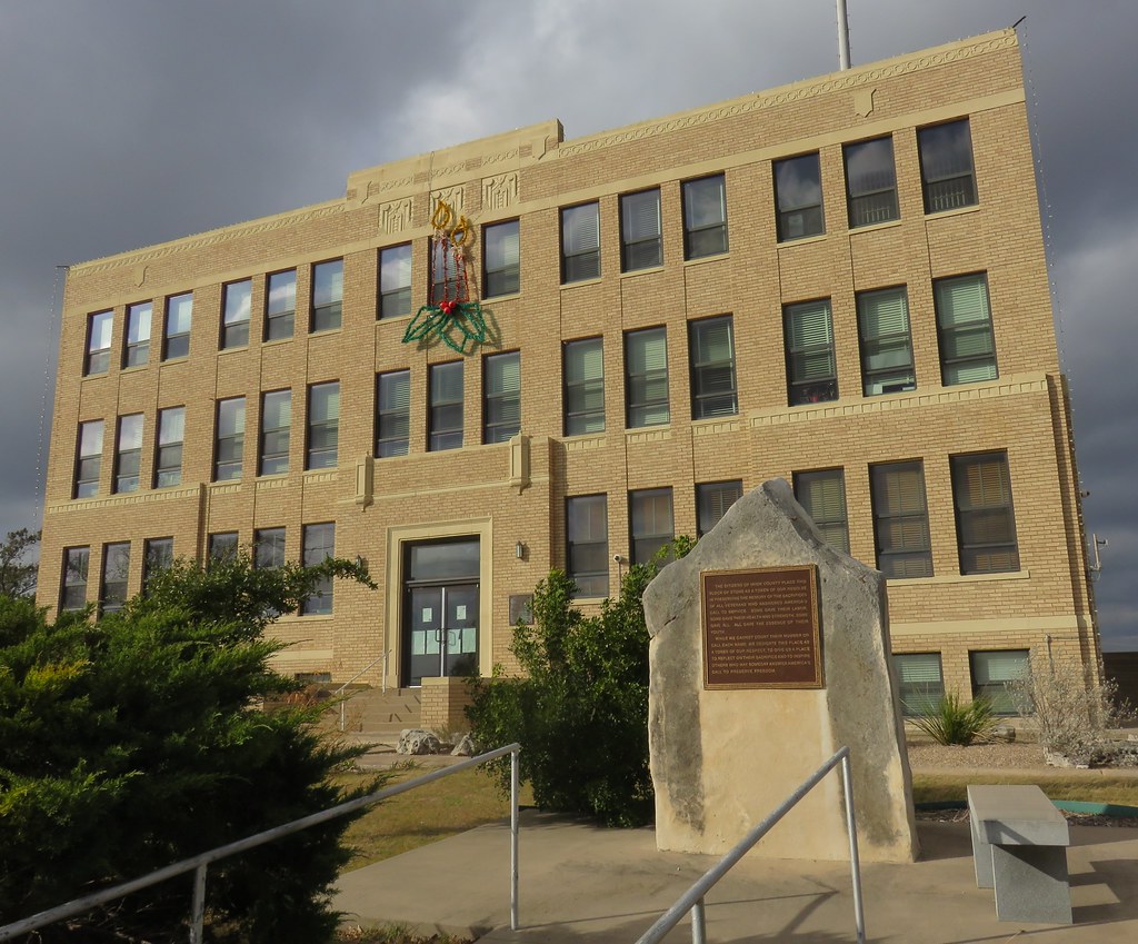 Irion County Courthouse (Mertzon, Texas) This courthouse w… Flickr