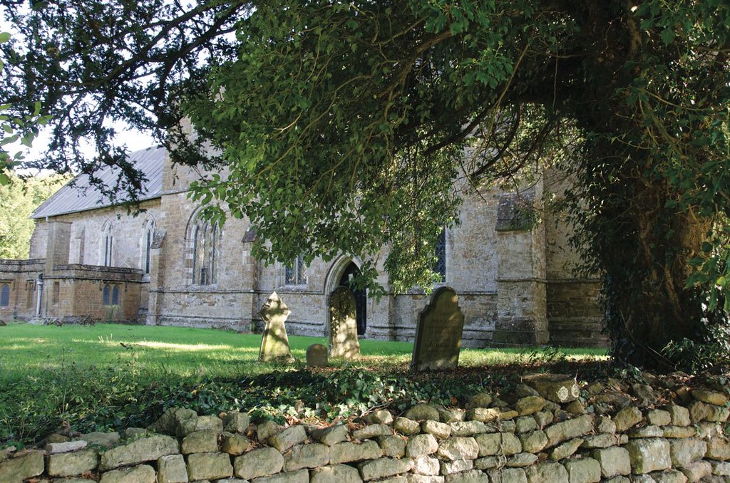 Churchyard, Broughton, Oxfordshire, 6th Sept 2015 Joel Meadows Flickr