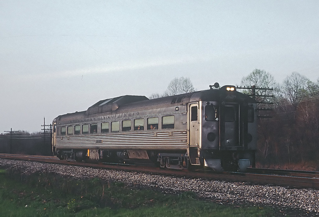 B&O 1907 (RDC) Train 131 at Sunnyside Road, Beltsville, MD… Flickr