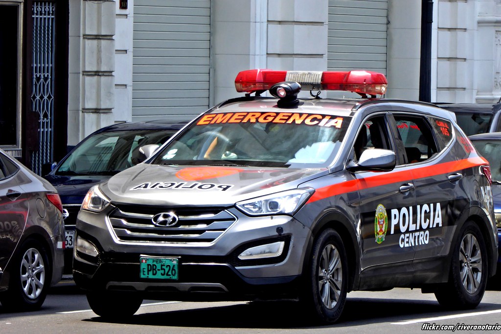 Hyundai Santa Fe, Policía Nacional Lima, Perú a photo on Flickriver