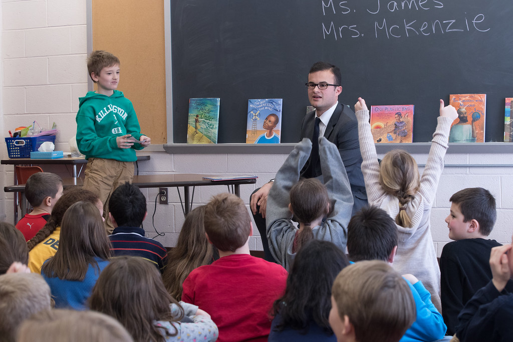 Linares 20170313 Haddam Elementary School Reading to Stu… Flickr