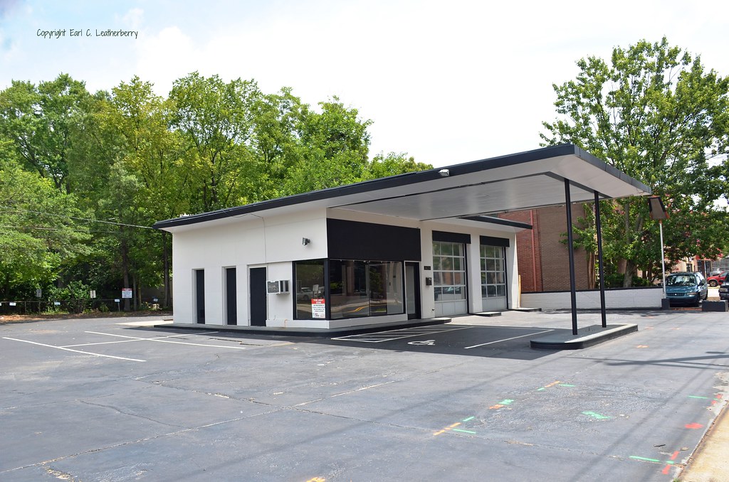 North Carolina, Raleigh (former) Gas Station (9,430) (Gone… Flickr