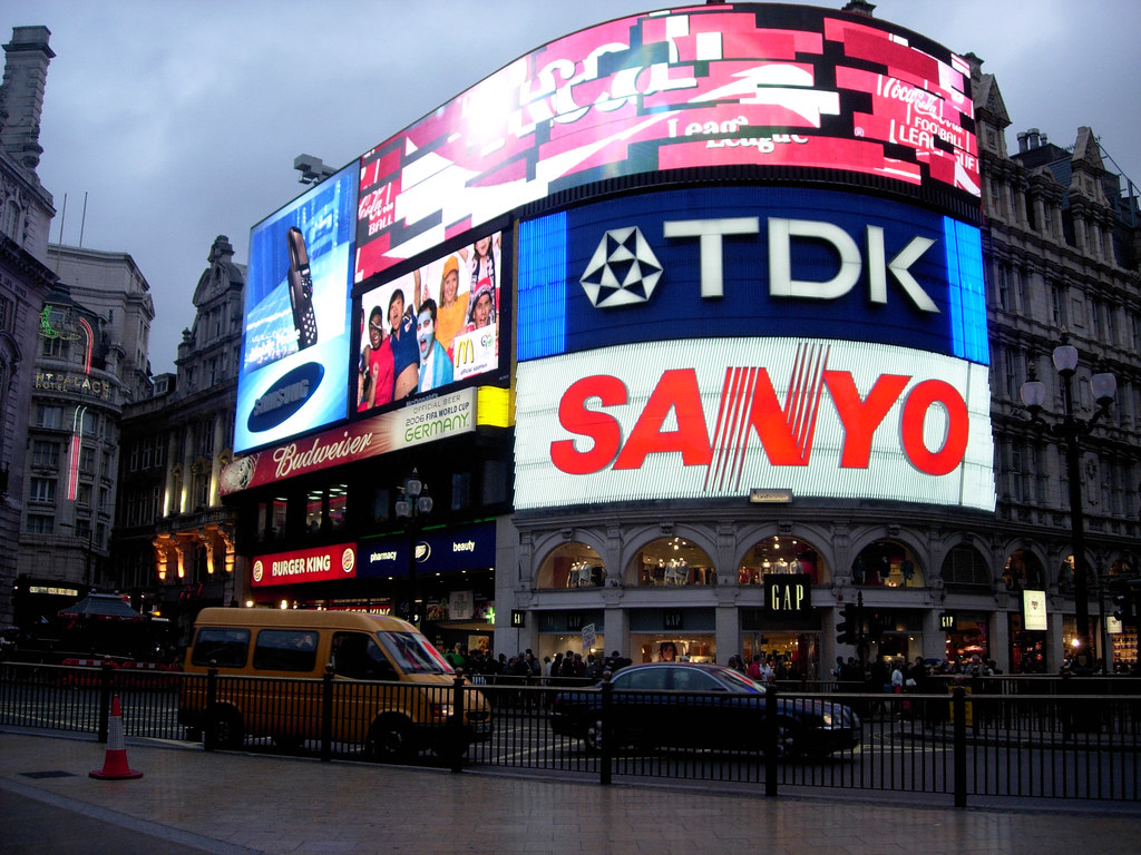 Piccadilly Circus 1 The famous video display at Piccadilly… Flickr