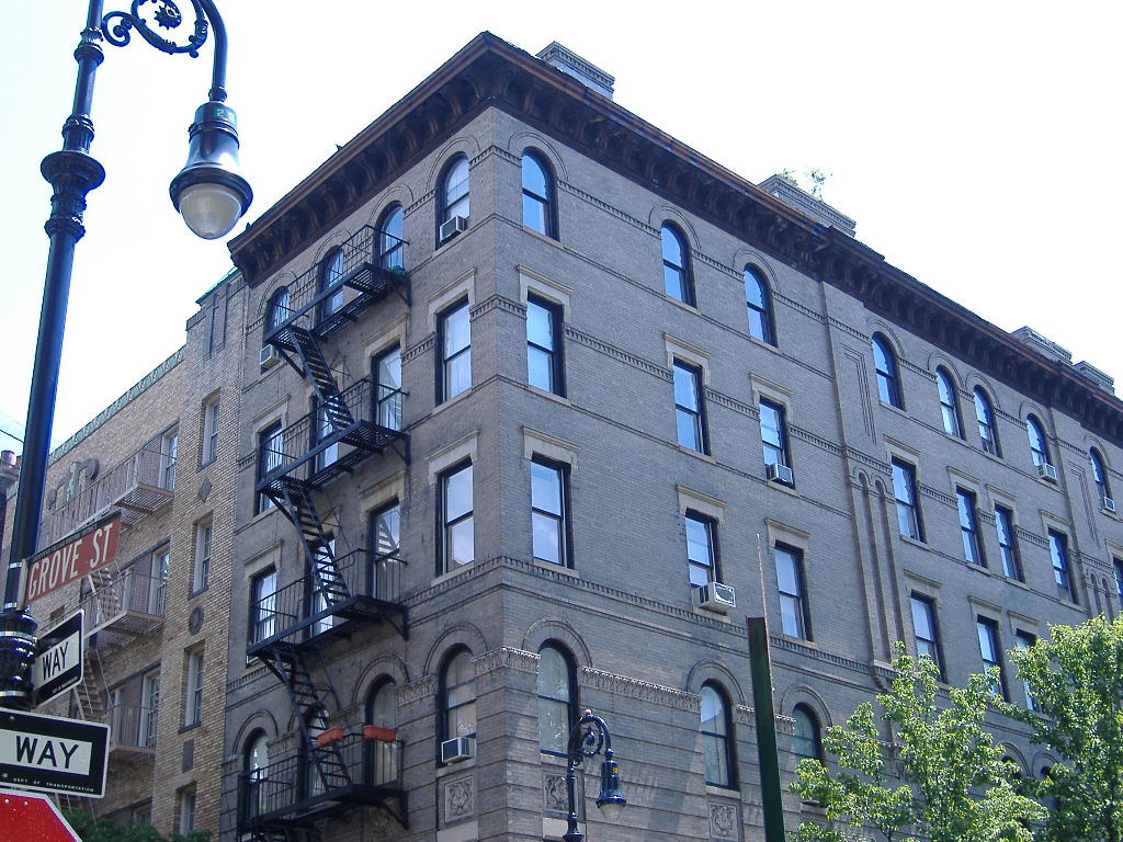 Friends apartment exterior location S. Gray Flickr
