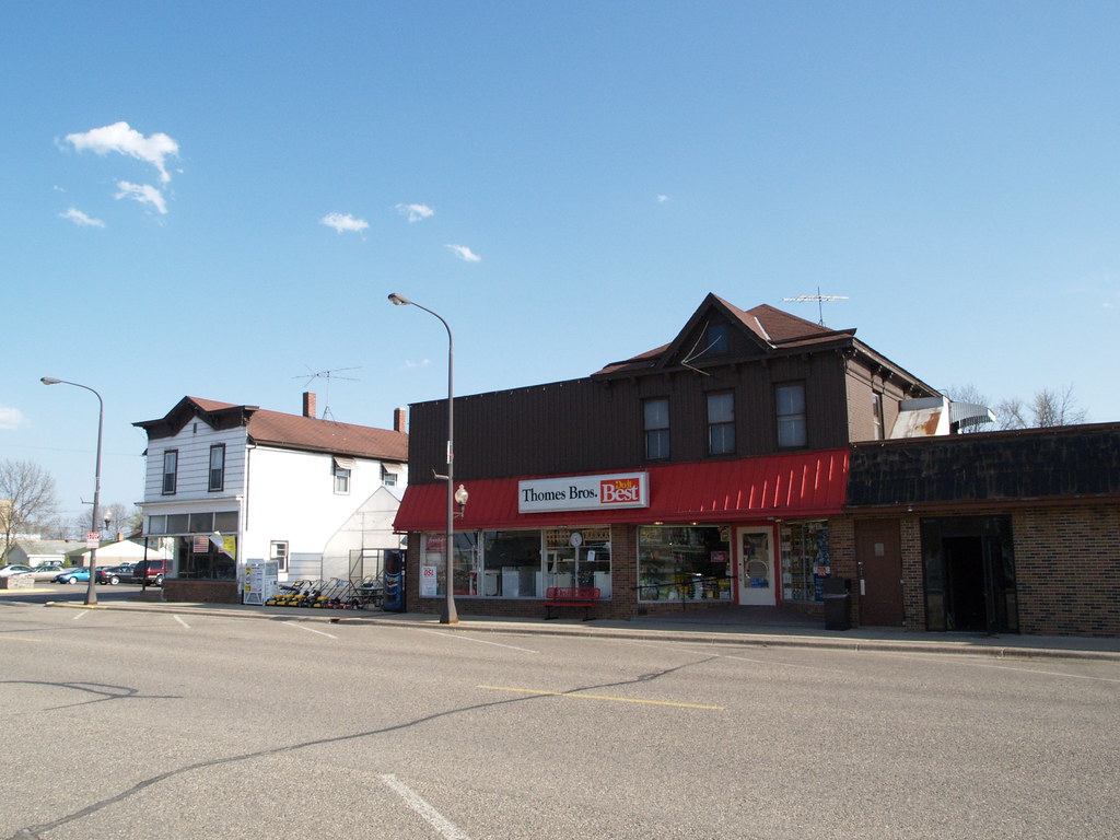 Arlington, Minnesota Arlington, Minnesota. From everydot.c… Andrew Filer Flickr