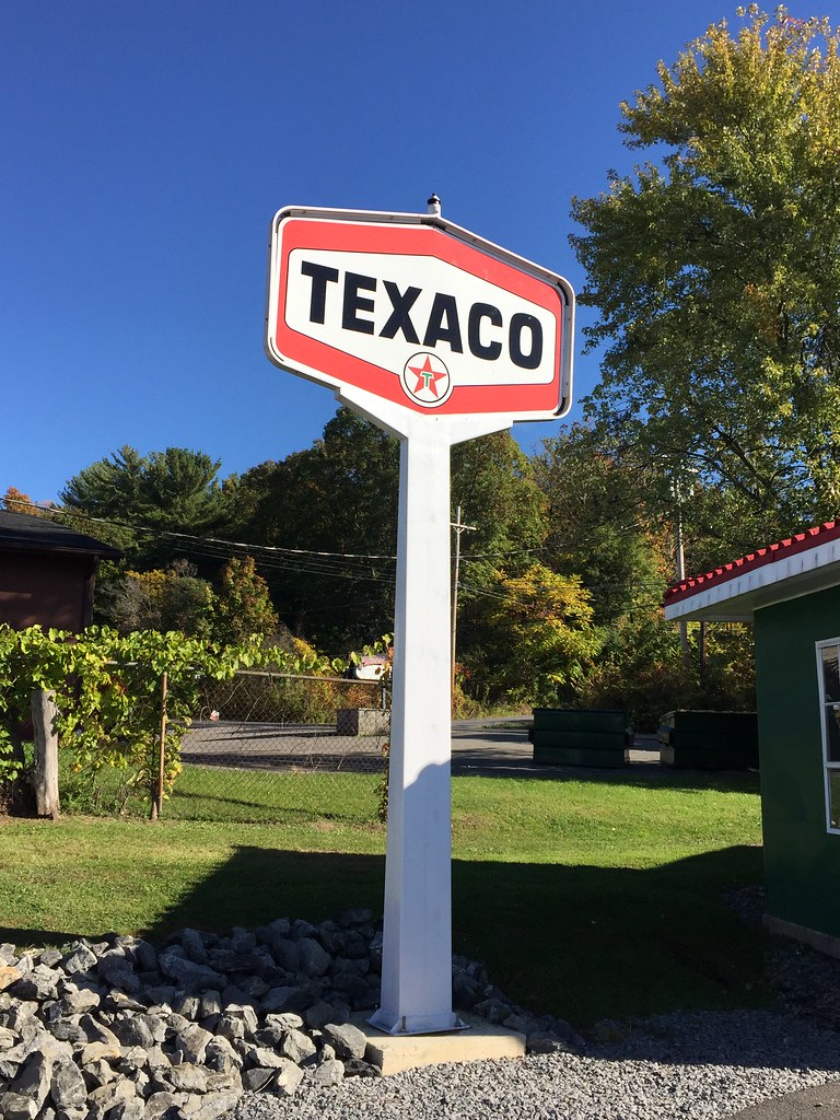 Vintage Texaco sign, Saugerties, NY. a photo on Flickriver