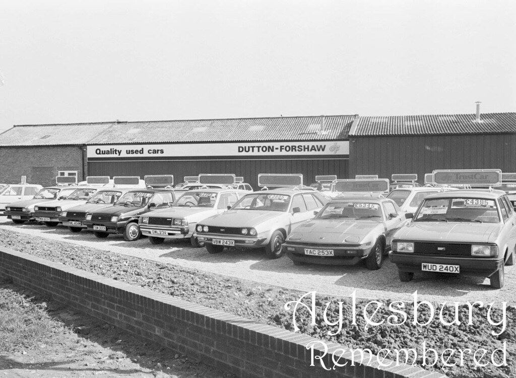 Dutton Forshaw Buckingham Road Aylesbury, April 1983 a photo on