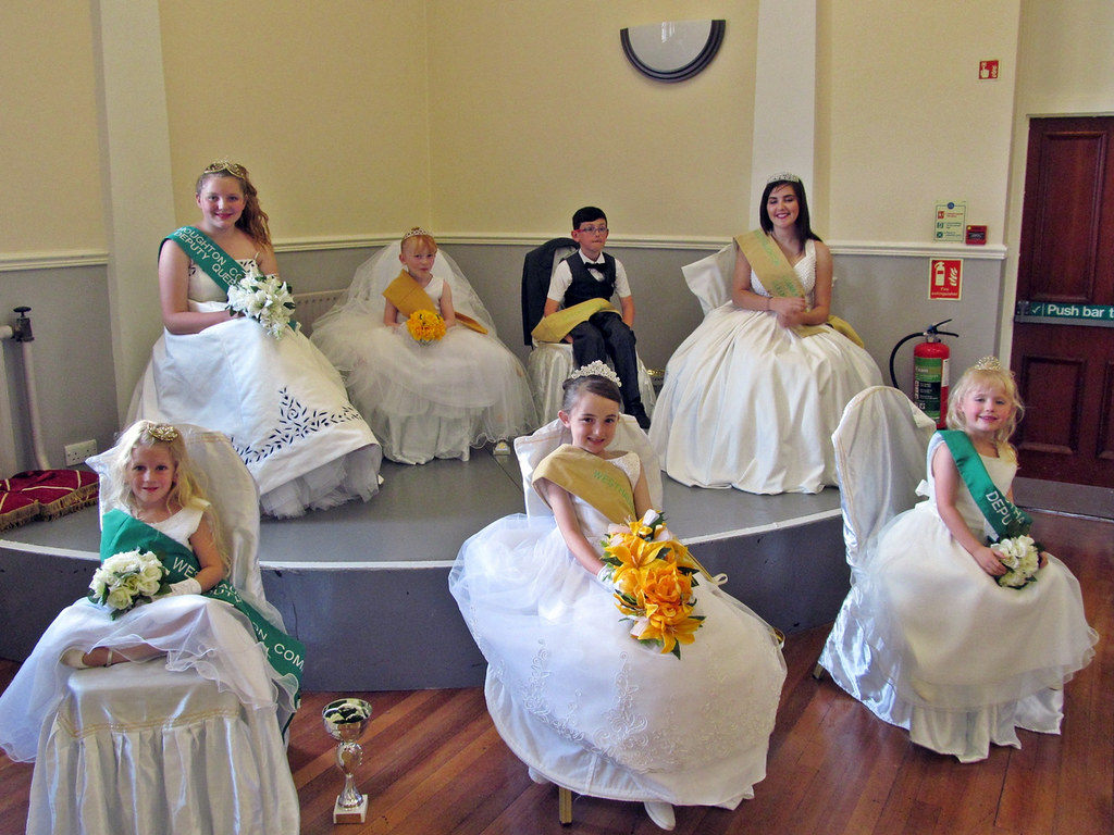 YB15 D1 Royalty Westhoughton (4496) Westhoughton Royalty… Flickr