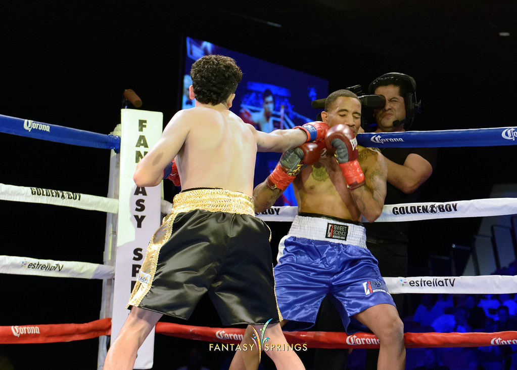 Golden Boy Boxing 10/23/15 Via An exciting … Flickr