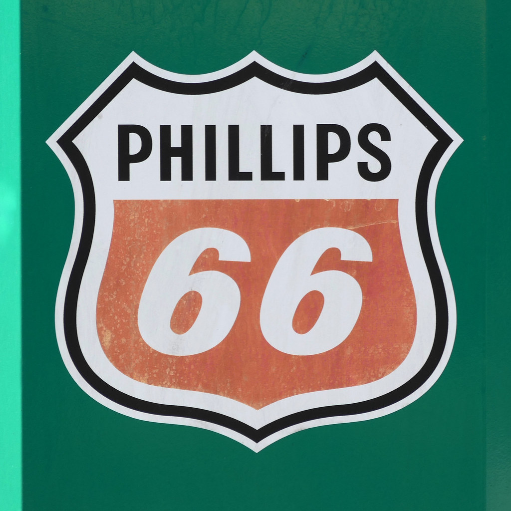 66 North Forty Truck Stop Holladay, Tennessee, USA Leo Reynolds