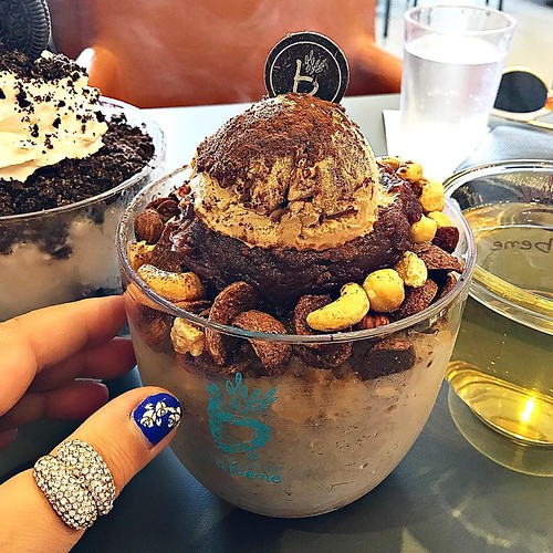The Coffee Bingsu is my favorite!! 🍧🍨🍦 DIVINE!!😋 • Lun… Flickr