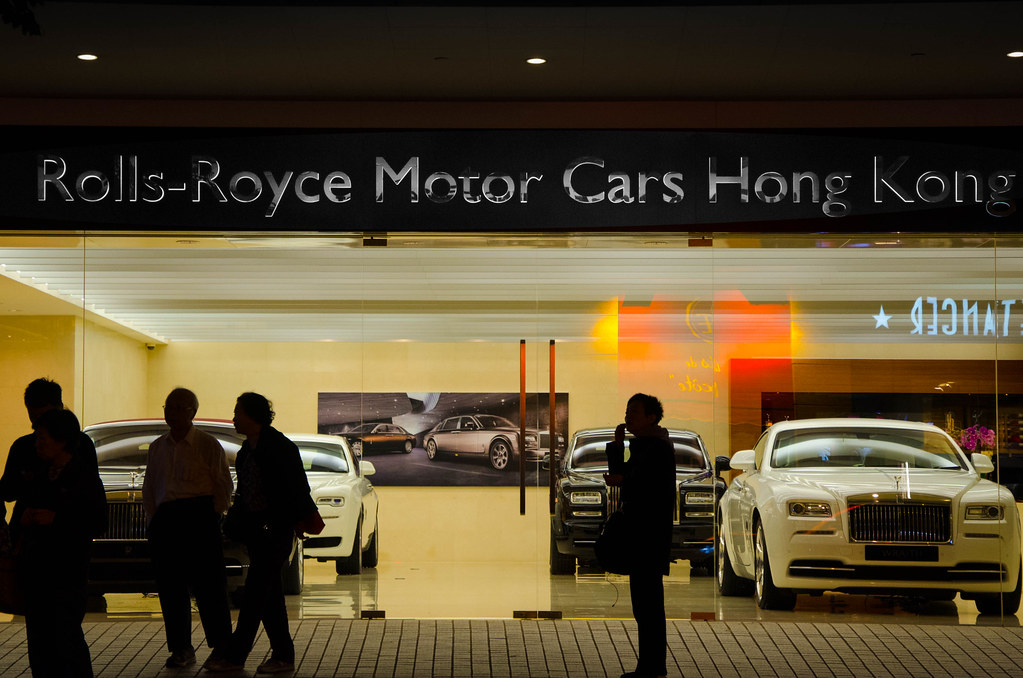 Rolls Royce Dealership Hong Kong Waiting for the bus as ou… Flickr