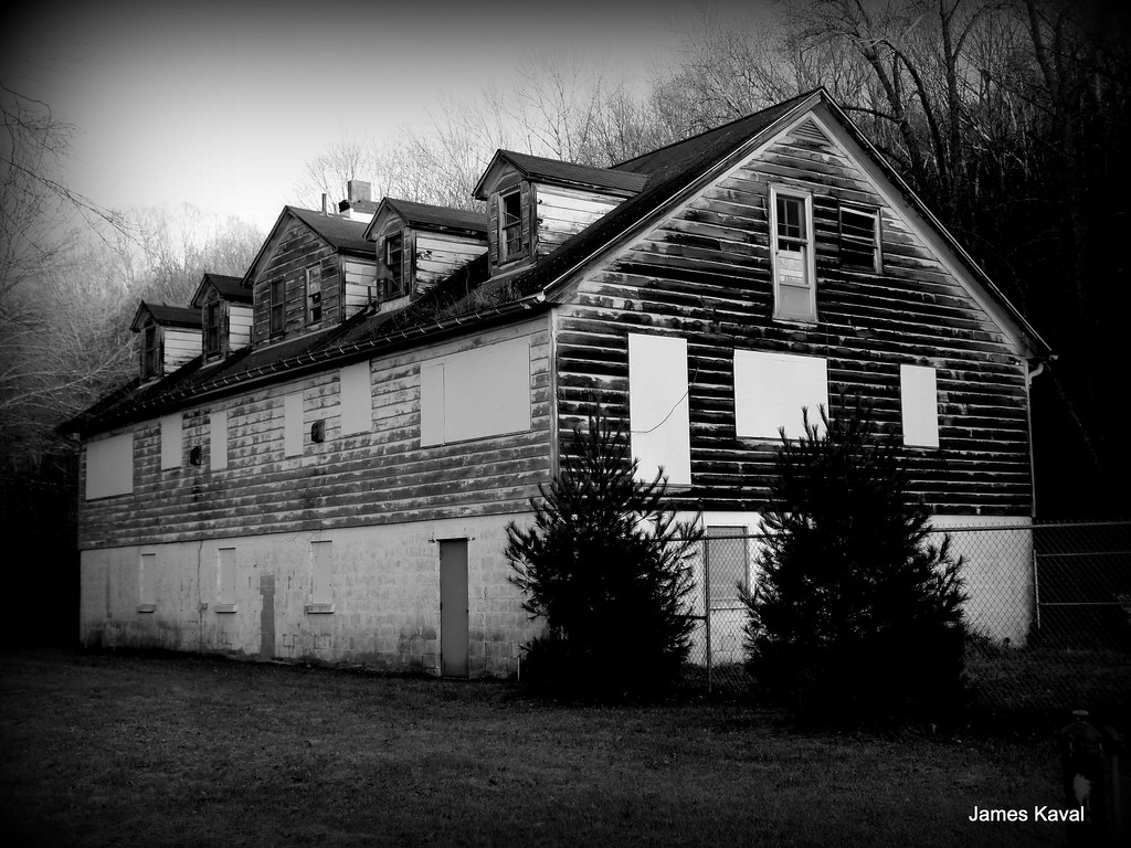 Old Mine Road along the Delaware River Coppermine Inn gara… Flickr