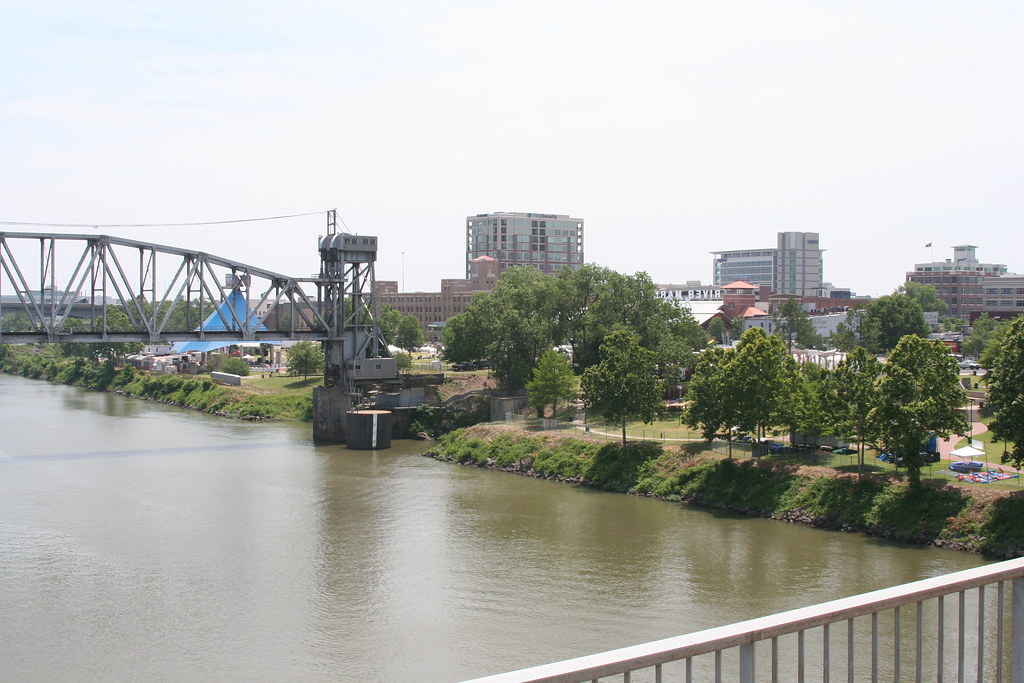 east Little Rock Part of Riverfront park in Little Rock vi… Flickr